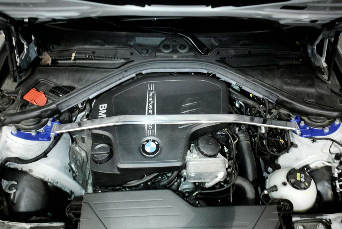 Megan Racing Race Spec Bar BMW 3 Series F30 / F31 Wagon 12-18 FU (EXC M3 INC Diesel) - MR-SB-BF30FU-1P-34580